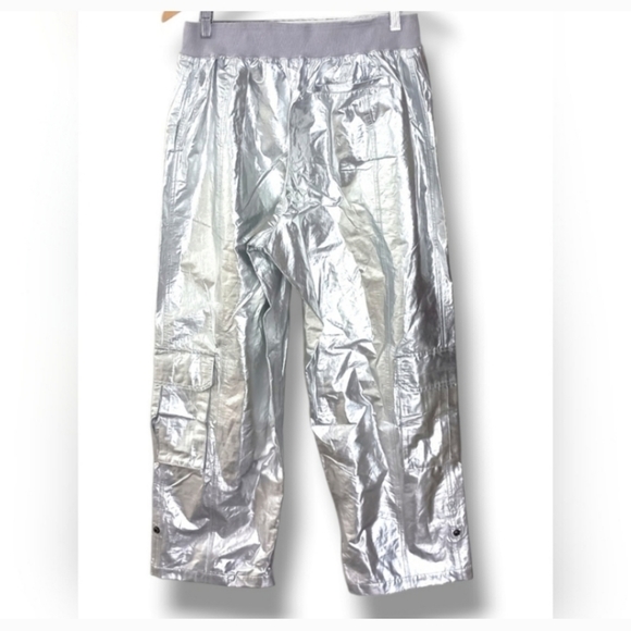NWOT Free People Mesmerize Me Shine Pants in Silver $128  XS - Picture 9 of 13